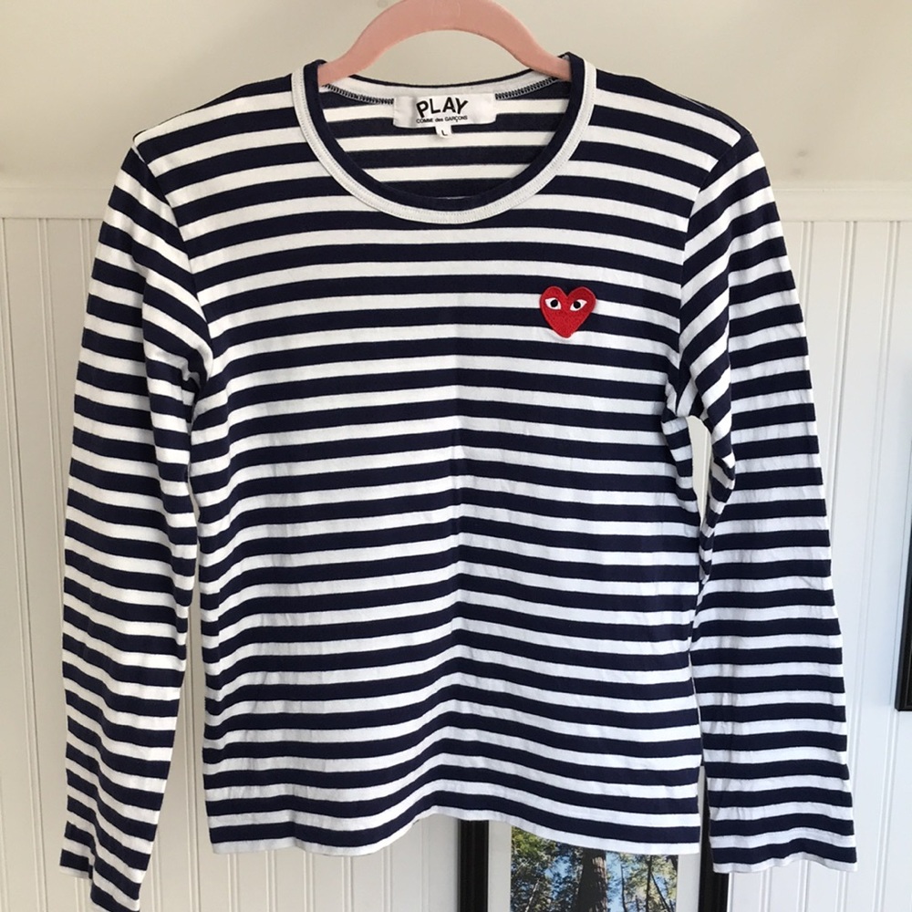 Comes des Garçons Crew neck navy white striped shirt. Red heart.